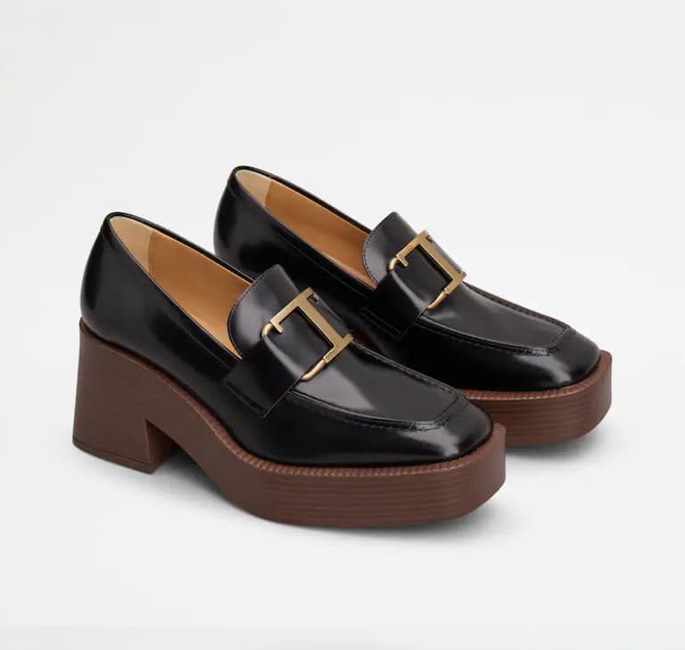 Tod's loafers with rubber platform abd metal buckle