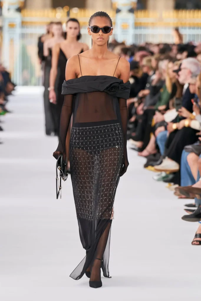 Spring Summer 24 Trends Givenchy-trends veiled dress