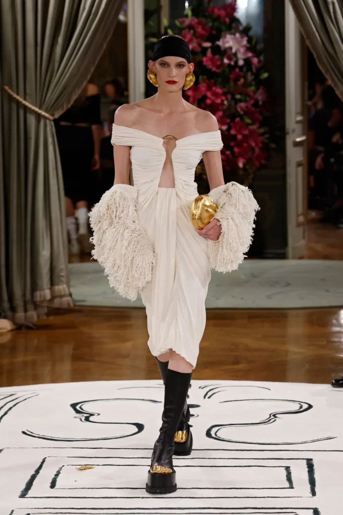 Spring '24 Dresses Trends - Schiaparelli-spring summer 2024